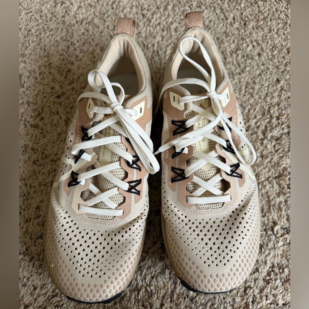 Nike react Pegasus trail running shoe - brand new
